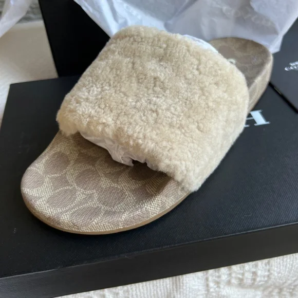 COACH ULLA SLIDE PLUSH SHEARLING SIGNATURE CANVAS SIZE 9 - Picture 7 of 10